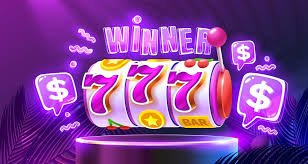 Layar bonus feature Permainan Memancing menampilkan putaran gratis dan multiplier yang meningkat